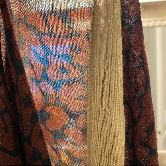 LOFT lightweight Infinity scarf Burgundy beige animal leopard print - Picture 3 of 8